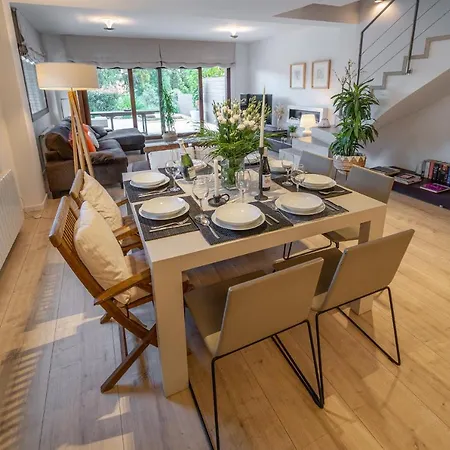 Residencial Bella Donna Lux House, Jacuzzi Y Piscina Privada Holiday home Lloret de Mar
